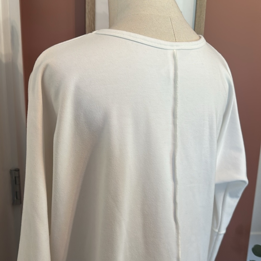 Spanx Perfect Length white 3/4 sleeve crewneck sweatshirt S exposed seams top - Picture 10 of 12